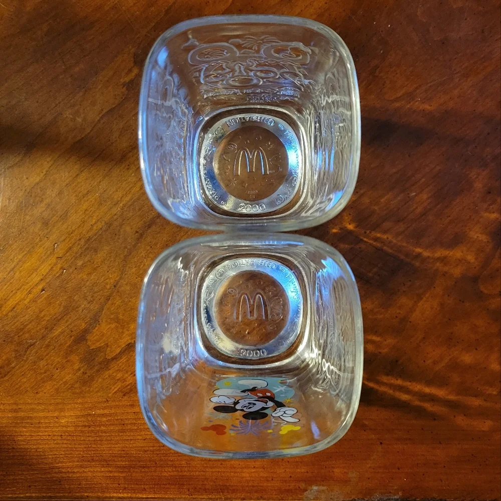 Mickey Mouse Walt Disney World Celebration 2000 Glass Cups McDonalds